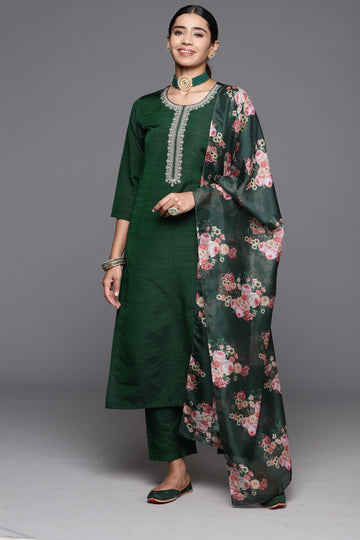 Varanga Women Green Embroidered Kurta With Straight Trouser And Floral Printed Dupatta